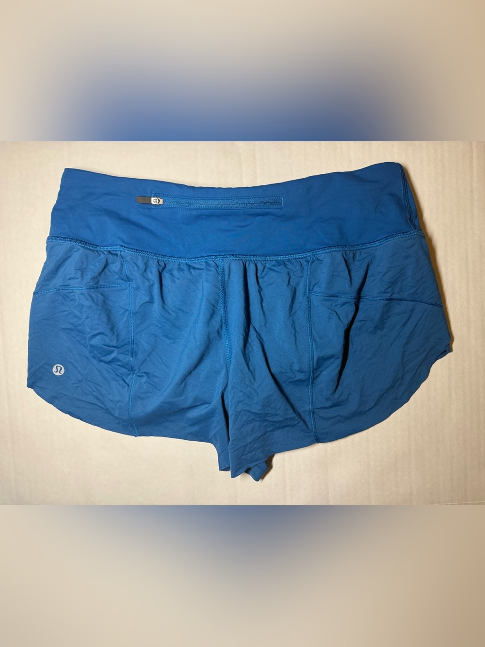 Lululemon Speed Short Women’s 6 Blue Reflective Dots 2” Lined Running Short